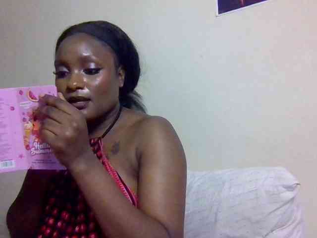 SweetKimmie webcam