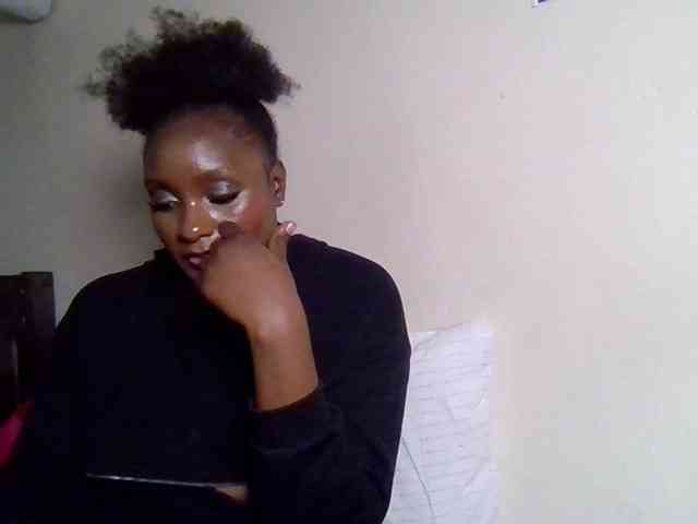 SweetKimmie webcam