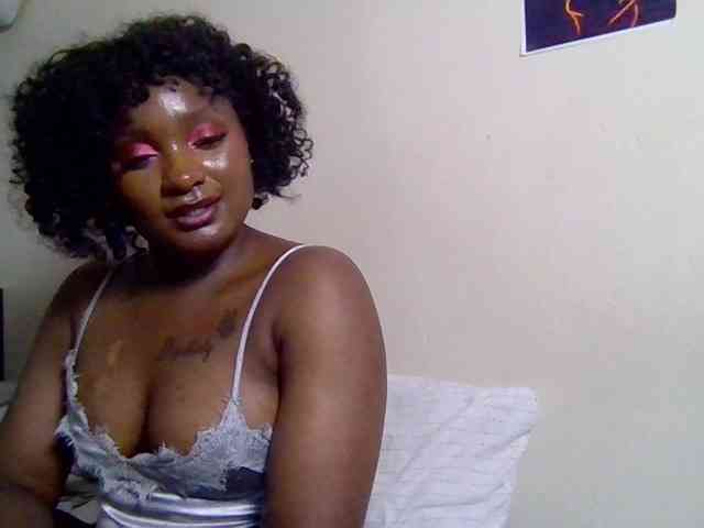 SweetKimmie webcam