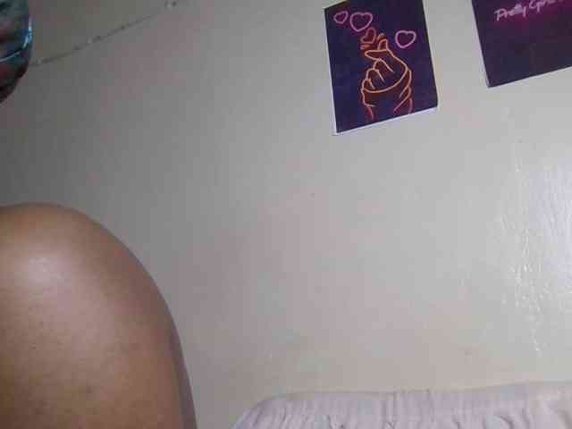 SweetKimmie webcam