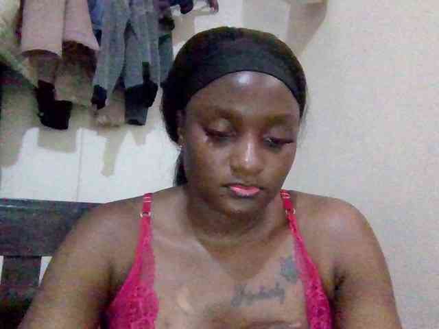 SweetKimmie webcam