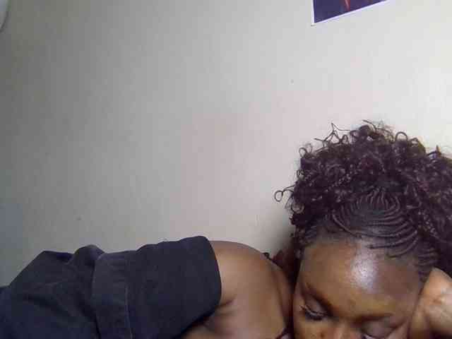 SweetKimmie webcam