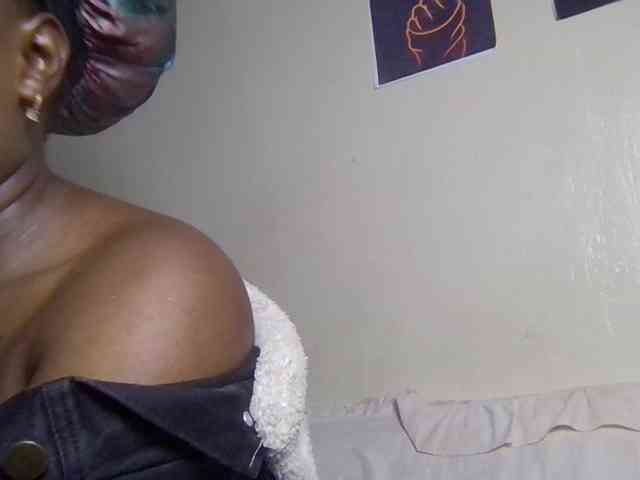 SweetKimmie webcam