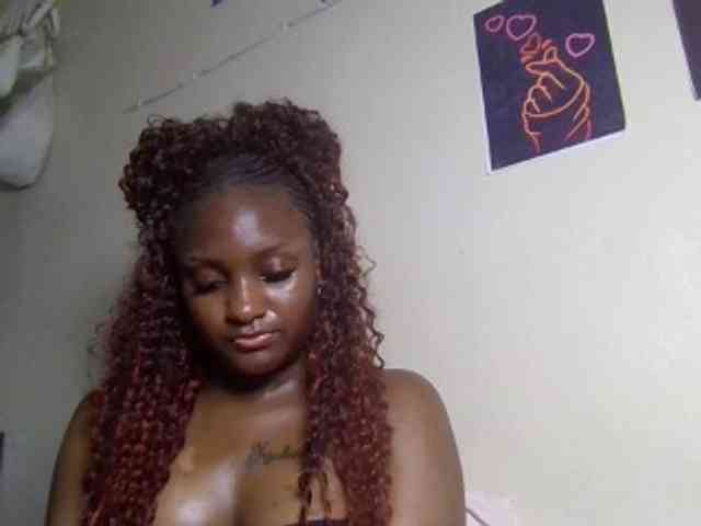 SweetKimmie webcam