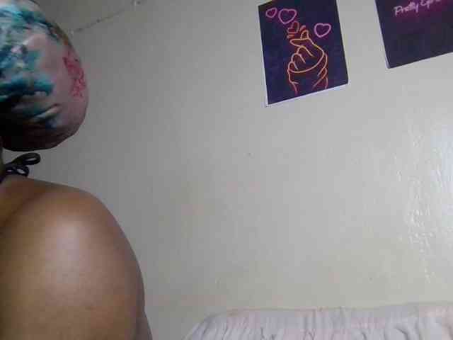 SweetKimmie webcam