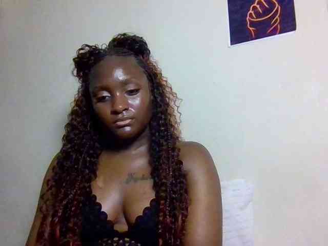 SweetKimmie webcam
