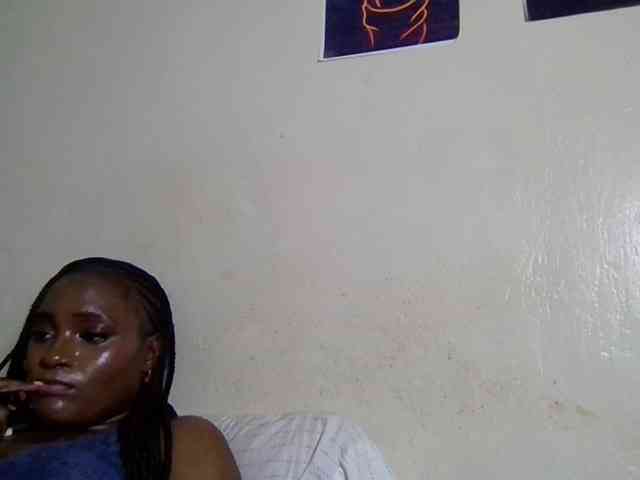 SweetKimmie webcam