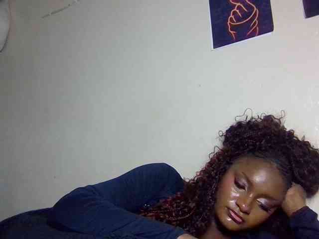 SweetKimmie webcam