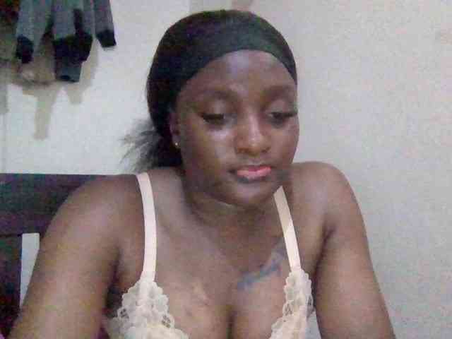 SweetKimmie webcam
