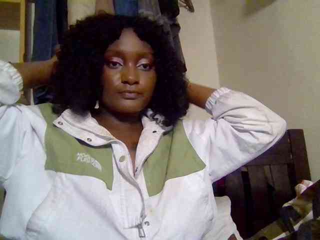 SweetKimmie webcam