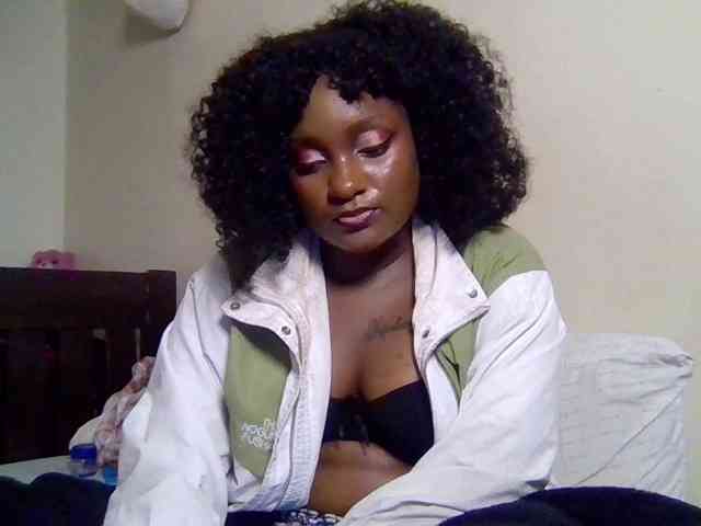 SweetKimmie webcam