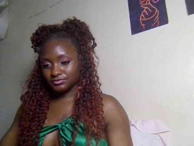 SweetKimmie webcam