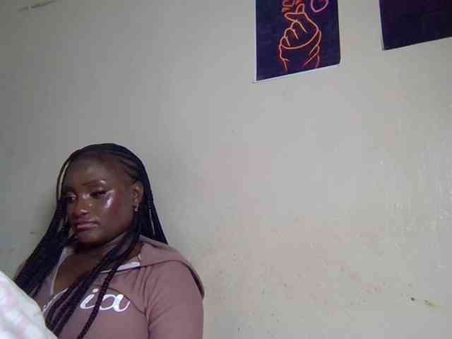 SweetKimmie webcam