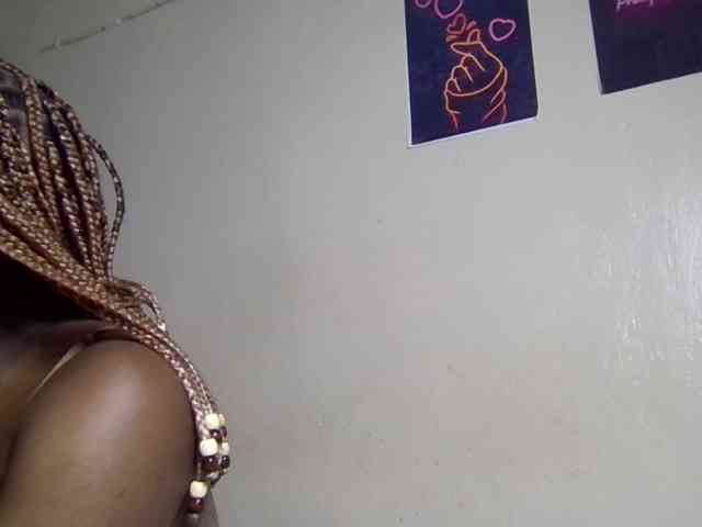 SweetKimmie webcam