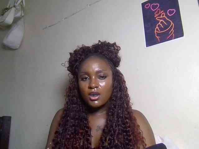 SweetKimmie webcam
