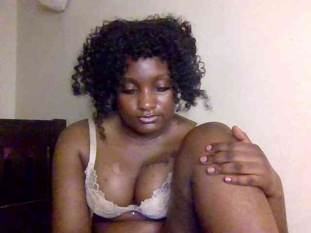 SweetKimmie webcam