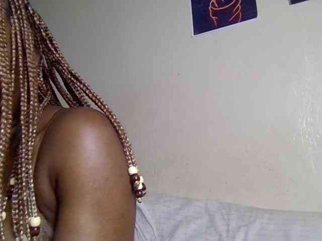 SweetKimmie webcam