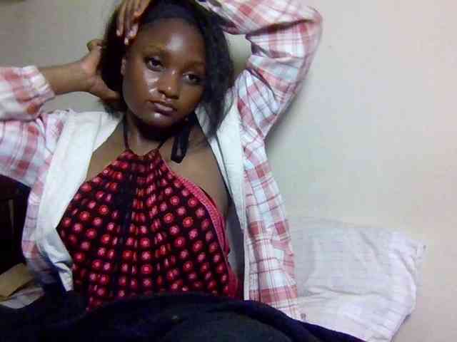 SweetKimmie webcam