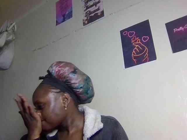 SweetKimmie webcam