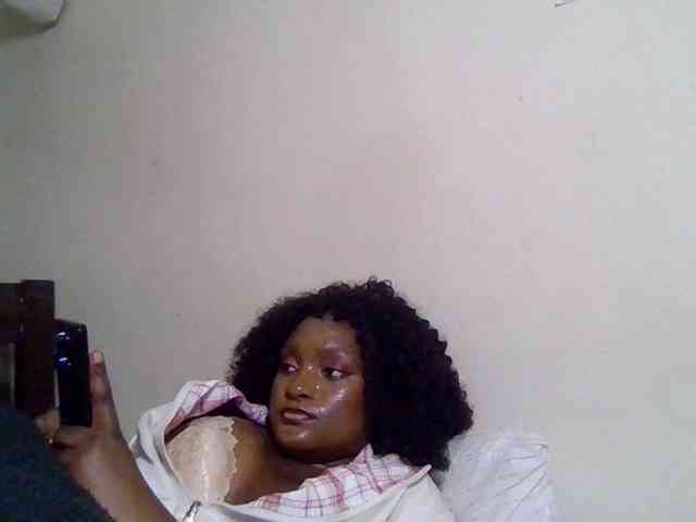 SweetKimmie webcam