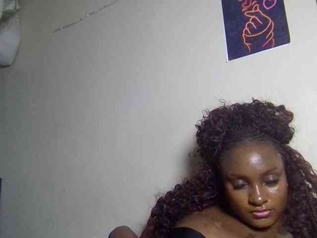 SweetKimmie webcam