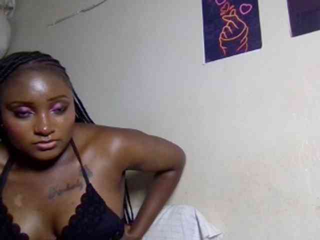 SweetKimmie webcam