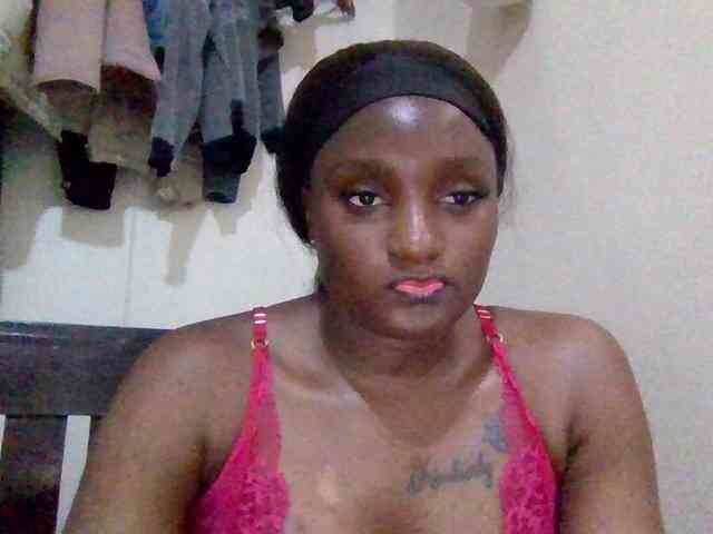 SweetKimmie webcam