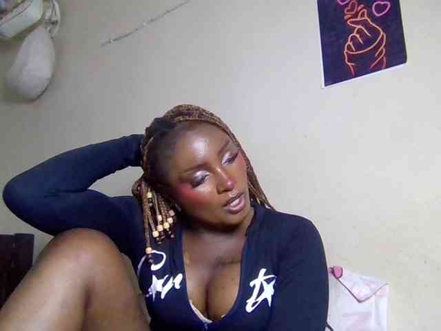 SweetKimmie webcam