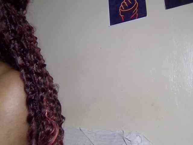 SweetKimmie webcam