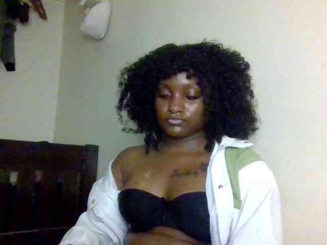 SweetKimmie webcam