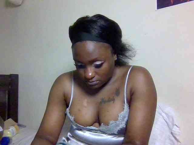 SweetKimmie webcam