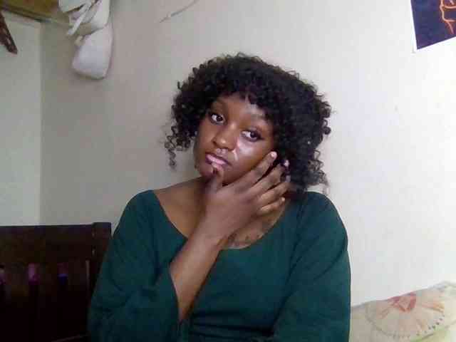SweetKimmie webcam