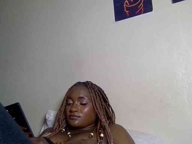 SweetKimmie webcam