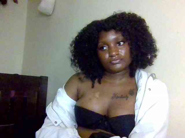 SweetKimmie webcam
