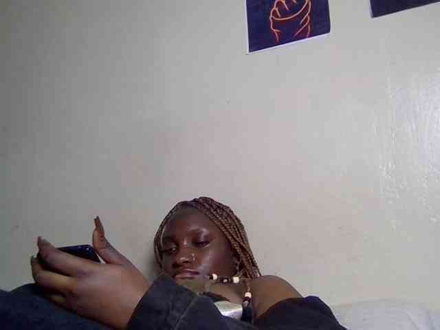 SweetKimmie webcam