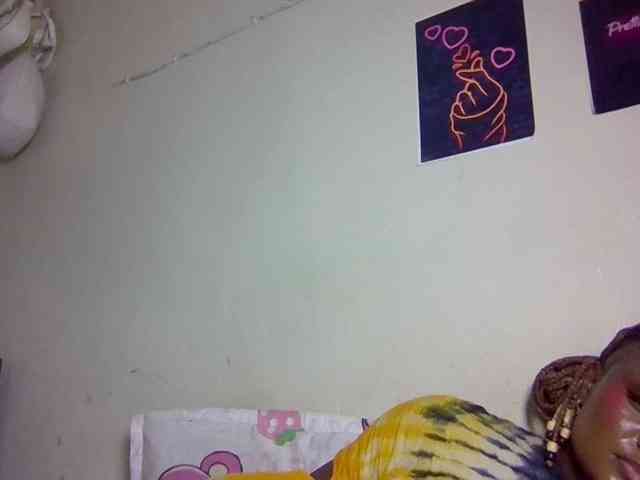 SweetKimmie webcam