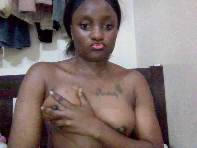 SweetKimmie webcam