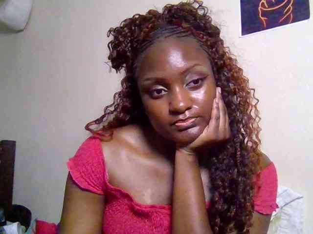 SweetKimmie webcam