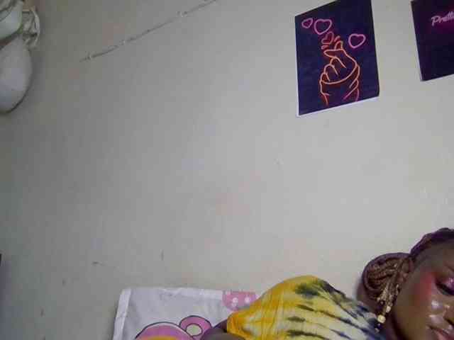 SweetKimmie webcam