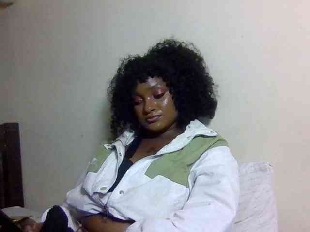 SweetKimmie webcam