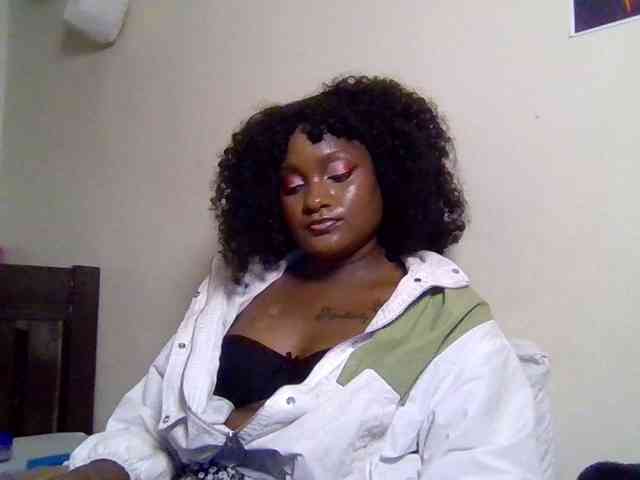 SweetKimmie webcam