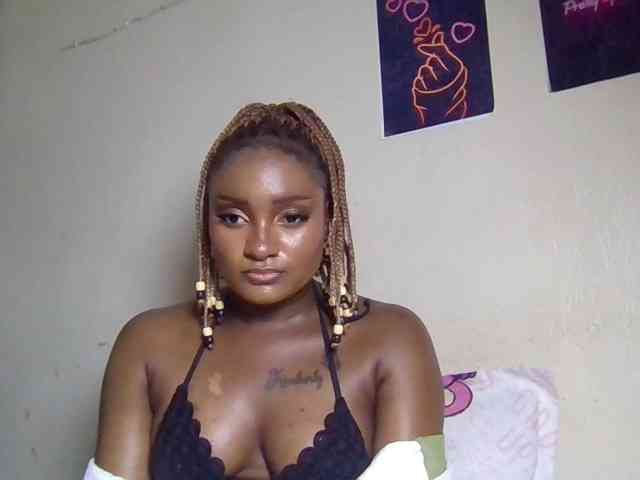 SweetKimmie webcam