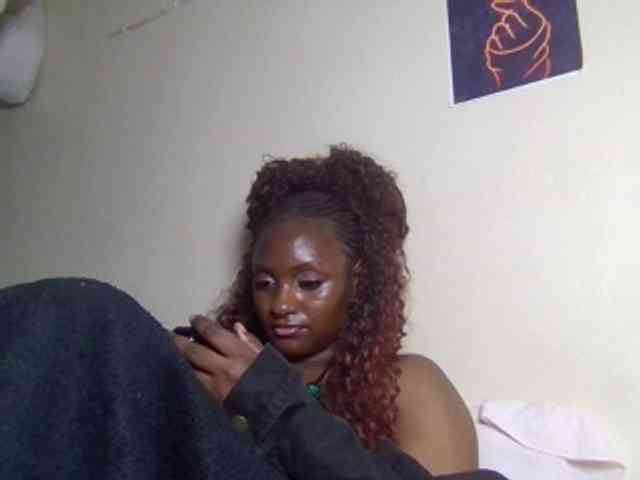 SweetKimmie webcam