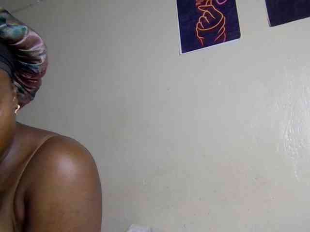 SweetKimmie webcam