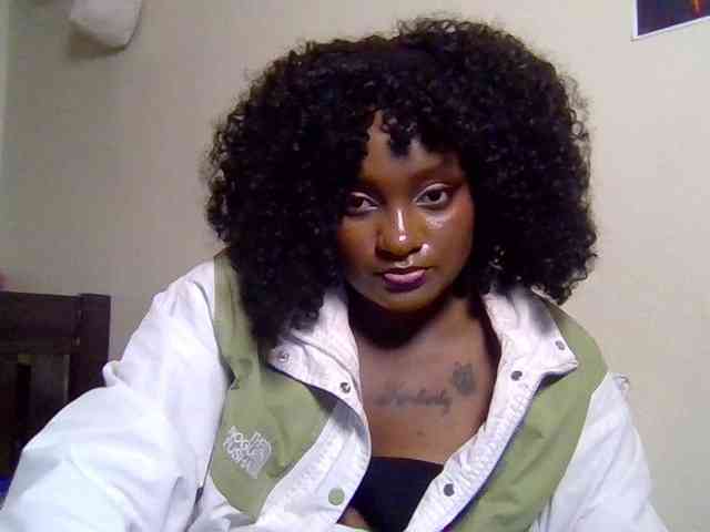 SweetKimmie webcam