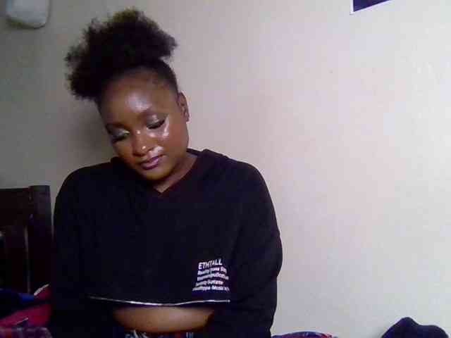 SweetKimmie webcam