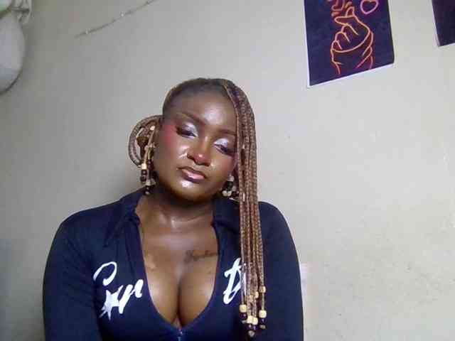 SweetKimmie webcam