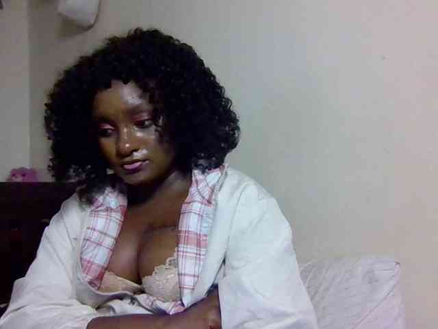 SweetKimmie webcam