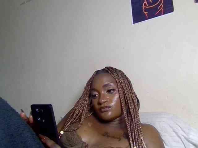 SweetKimmie webcam