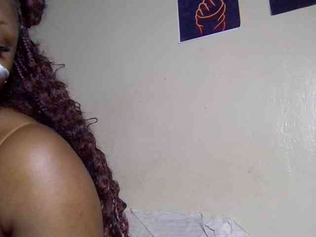 SweetKimmie webcam
